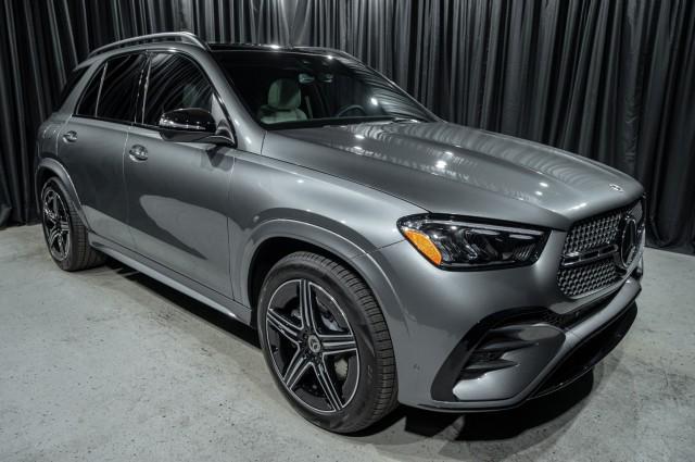 new 2025 Mercedes-Benz GLE 580 car, priced at $96,375