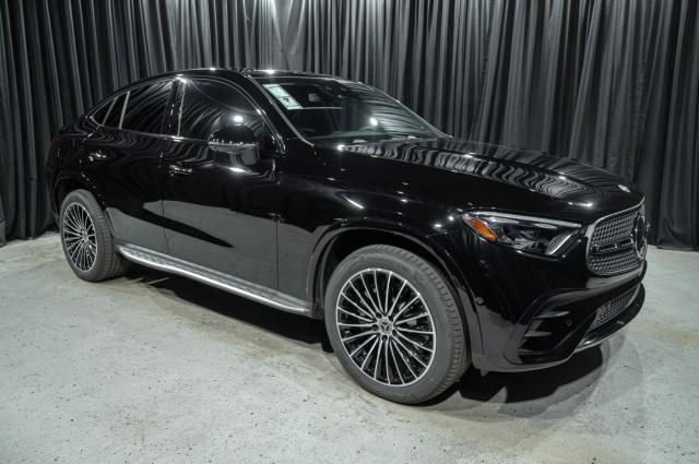 new 2025 Mercedes-Benz GLC 300 car, priced at $72,670