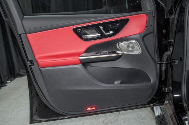 new 2025 Mercedes-Benz GLC 300 car, priced at $72,670