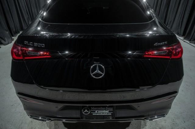 new 2025 Mercedes-Benz GLC 300 car, priced at $72,670