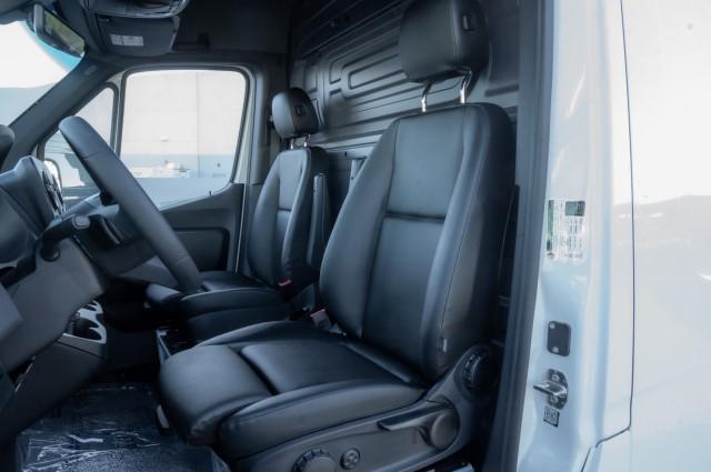 new 2025 Mercedes-Benz Sprinter 2500 car, priced at $68,609