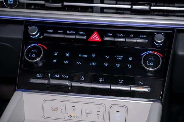 used 2024 Hyundai Santa Fe car, priced at $34,000