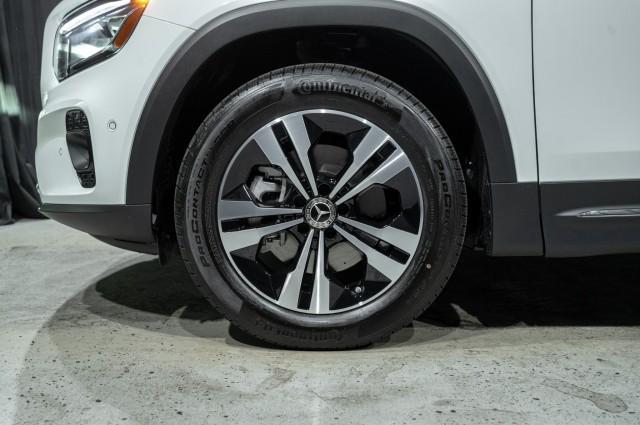 new 2025 Mercedes-Benz GLB 250 car, priced at $47,660
