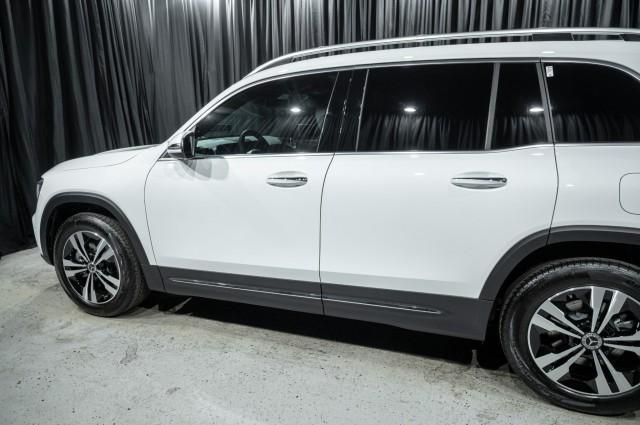 new 2025 Mercedes-Benz GLB 250 car, priced at $47,660