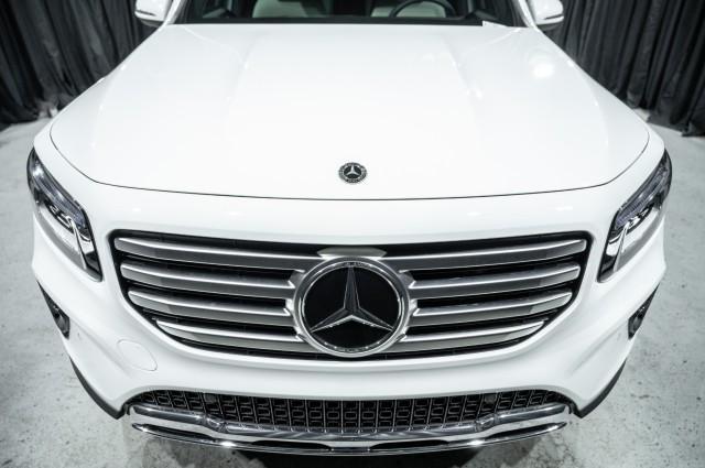 new 2025 Mercedes-Benz GLB 250 car, priced at $47,660