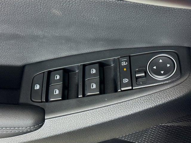 new 2025 Kia Seltos car, priced at $31,100