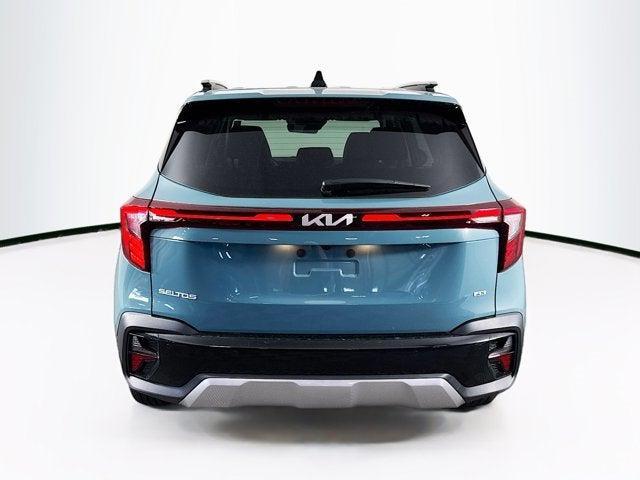 new 2025 Kia Seltos car, priced at $30,185