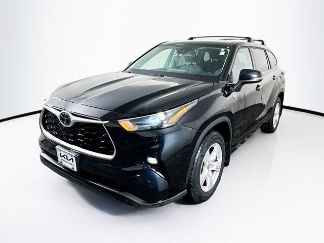 used 2022 Toyota Highlander car, priced at $33,000