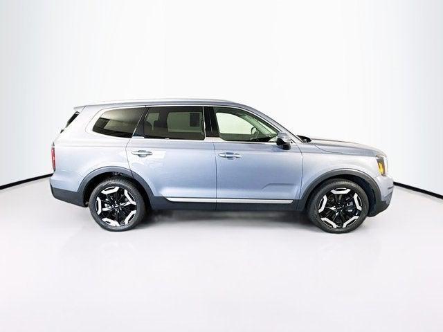 used 2024 Kia Telluride car, priced at $39,874
