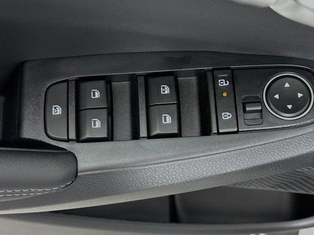 new 2025 Kia Seltos car, priced at $30,050