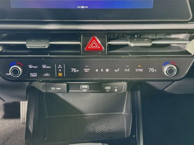 new 2025 Kia Niro car, priced at $30,685