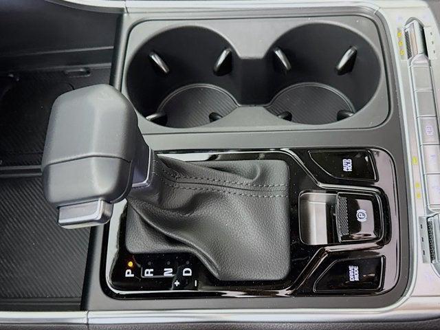 new 2025 Kia Carnival car, priced at $51,880