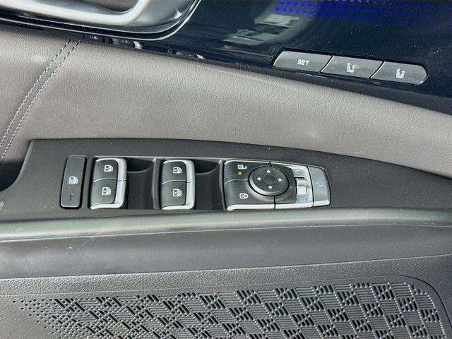 new 2025 Kia Carnival car, priced at $51,880