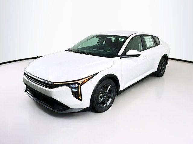 new 2025 Kia K4 car, priced at $25,025