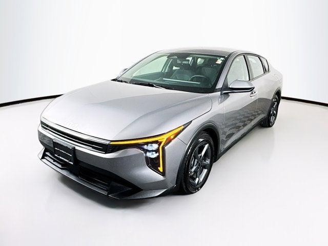 used 2025 Kia K4 car, priced at $21,000