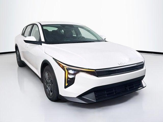 new 2025 Kia K4 car, priced at $23,715