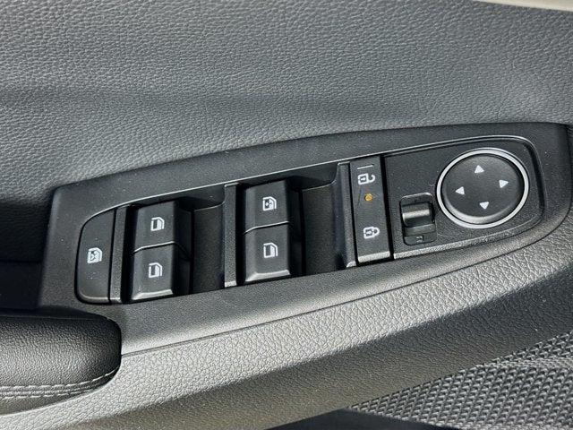 new 2025 Kia Seltos car, priced at $28,670