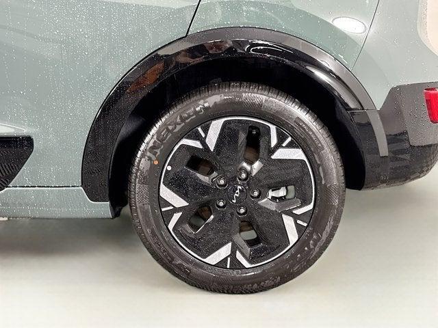 new 2025 Kia Niro EV car, priced at $34,205