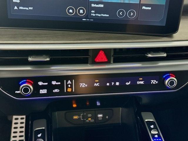 new 2025 Kia Sorento car, priced at $48,525