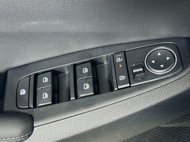 new 2025 Kia Seltos car, priced at $28,670