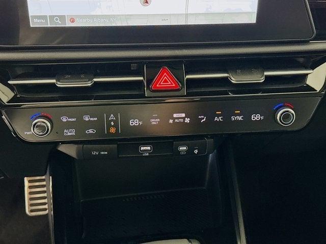 new 2025 Kia Niro car, priced at $33,640