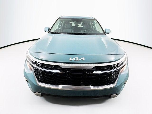 new 2025 Kia Seltos car, priced at $30,910