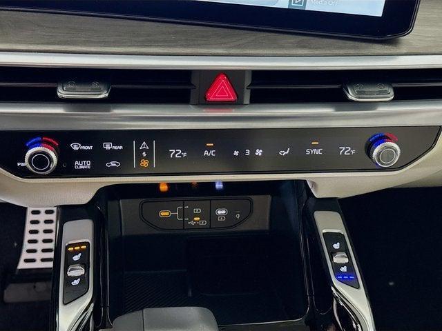 new 2025 Kia Sorento car, priced at $45,685