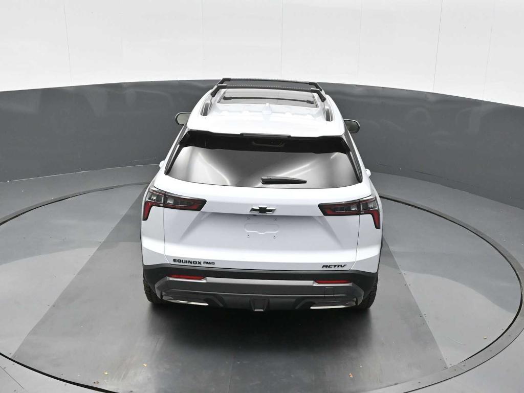 new 2026 Chevrolet Equinox car, priced at $39,595