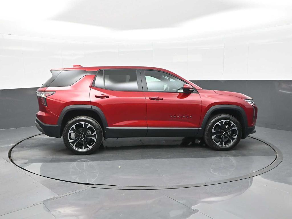 new 2026 Chevrolet Equinox car, priced at $31,695