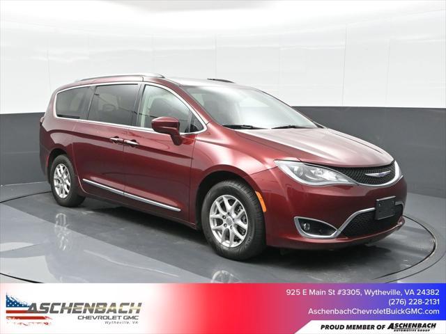 used 2020 Chrysler Pacifica car, priced at $15,911