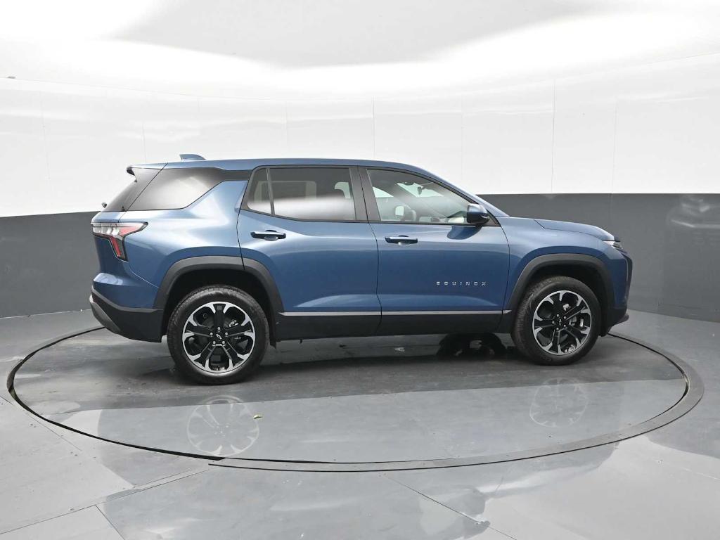 new 2026 Chevrolet Equinox car, priced at $31,200