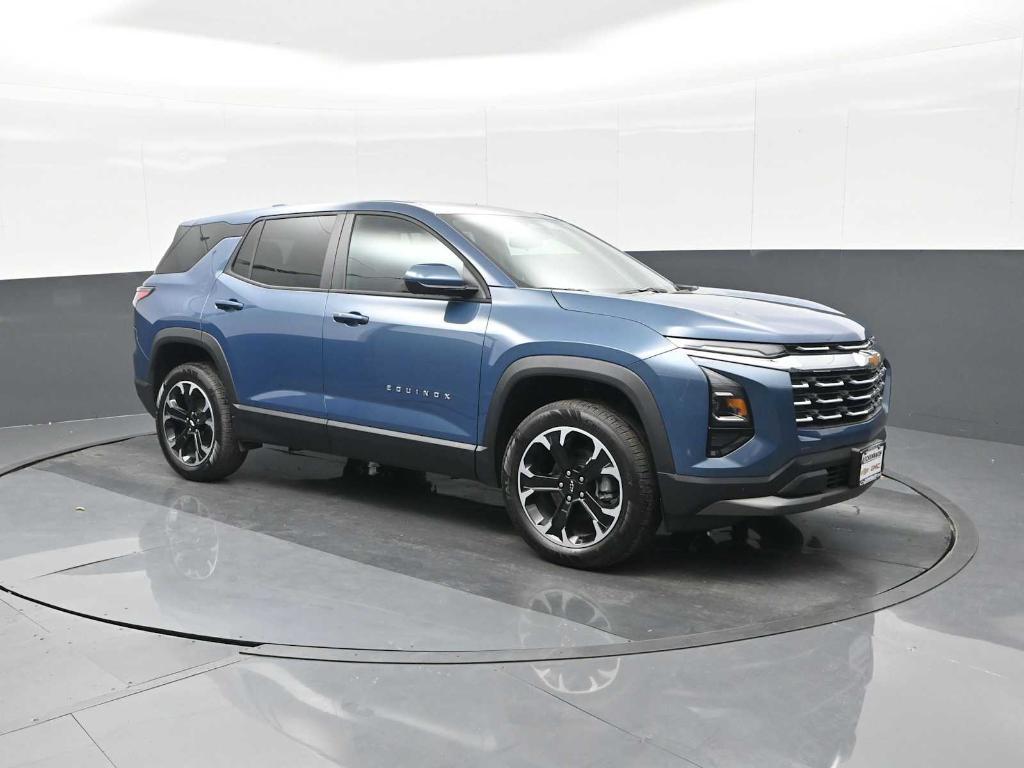 new 2026 Chevrolet Equinox car, priced at $31,200