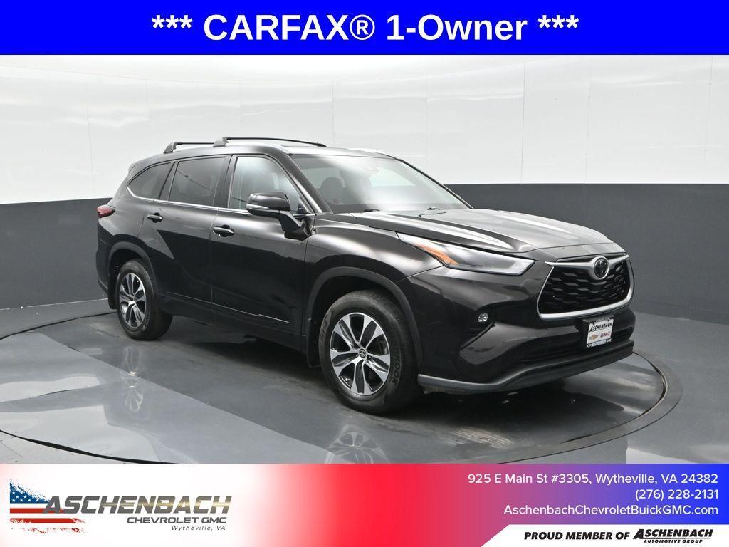used 2021 Toyota Highlander car, priced at $33,752