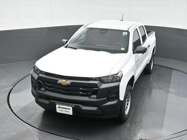 new 2025 Chevrolet Colorado car, priced at $33,188