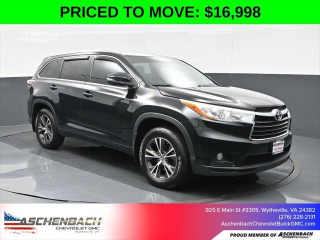 used 2016 Toyota Highlander car, priced at $16,998