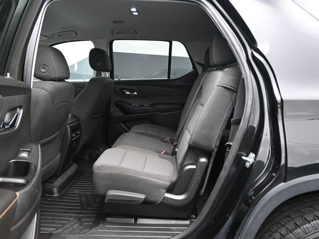 used 2020 Chevrolet Traverse car, priced at $18,888