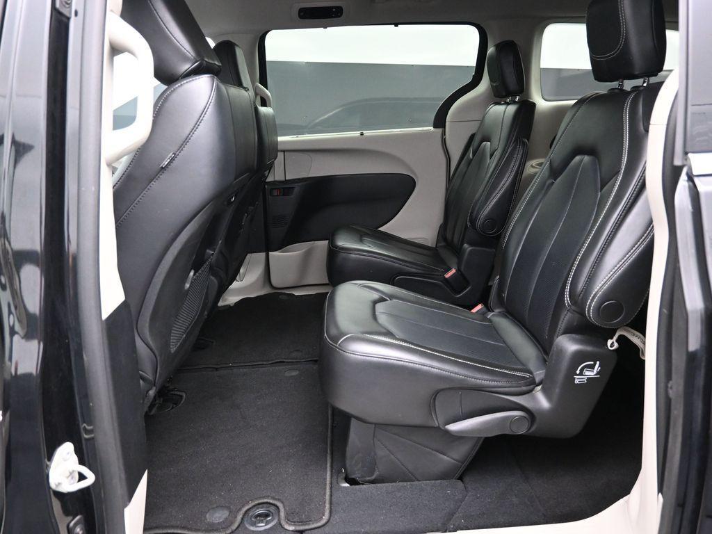 used 2023 Chrysler Pacifica car, priced at $22,756