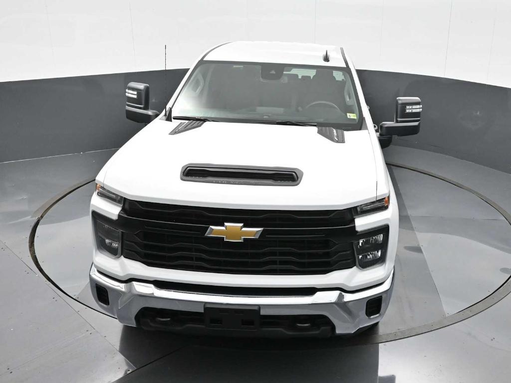 new 2024 Chevrolet Silverado 2500 car, priced at $45,984