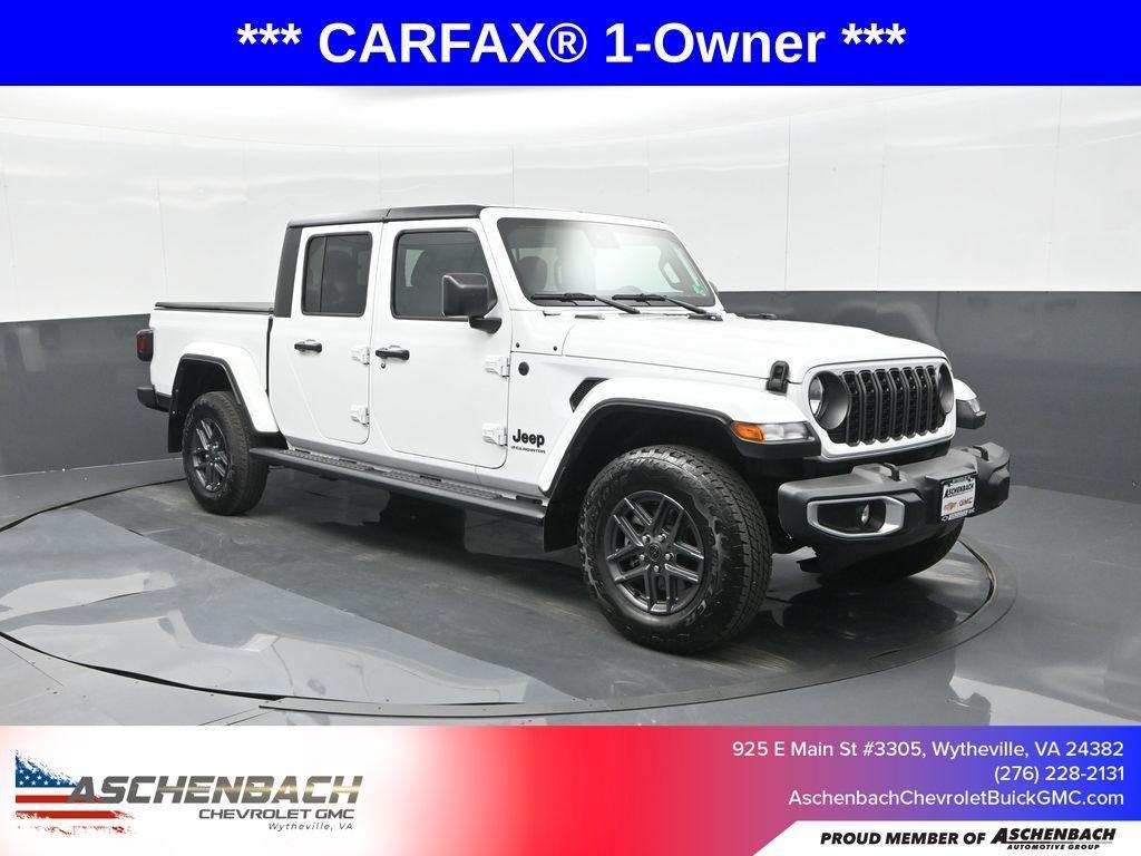 used 2024 Jeep Gladiator car