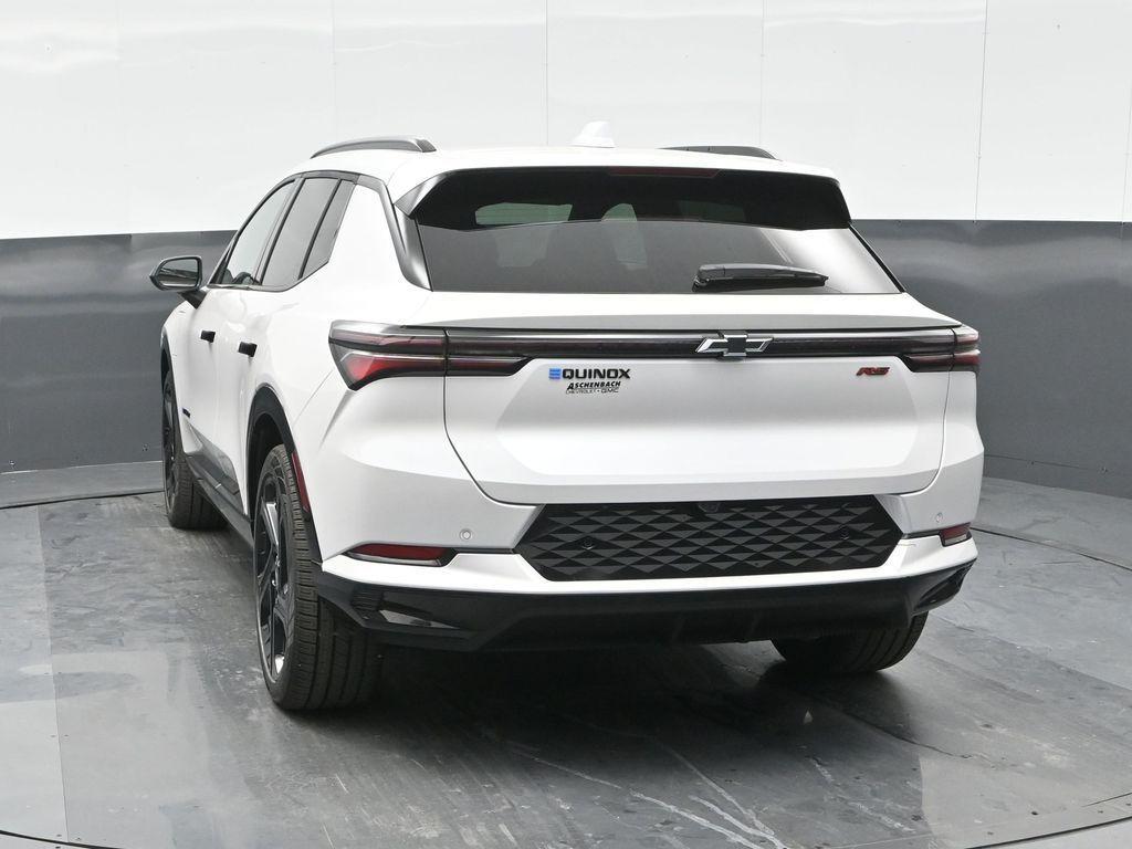new 2025 Chevrolet Equinox EV car, priced at $42,288