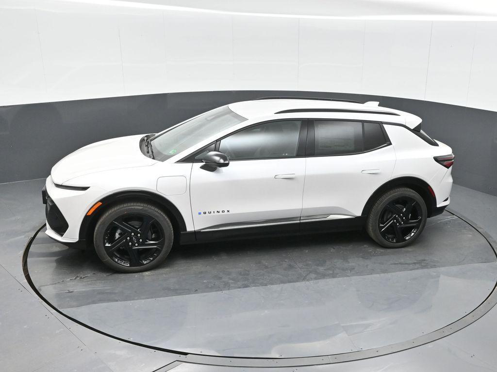 new 2025 Chevrolet Equinox EV car, priced at $42,288