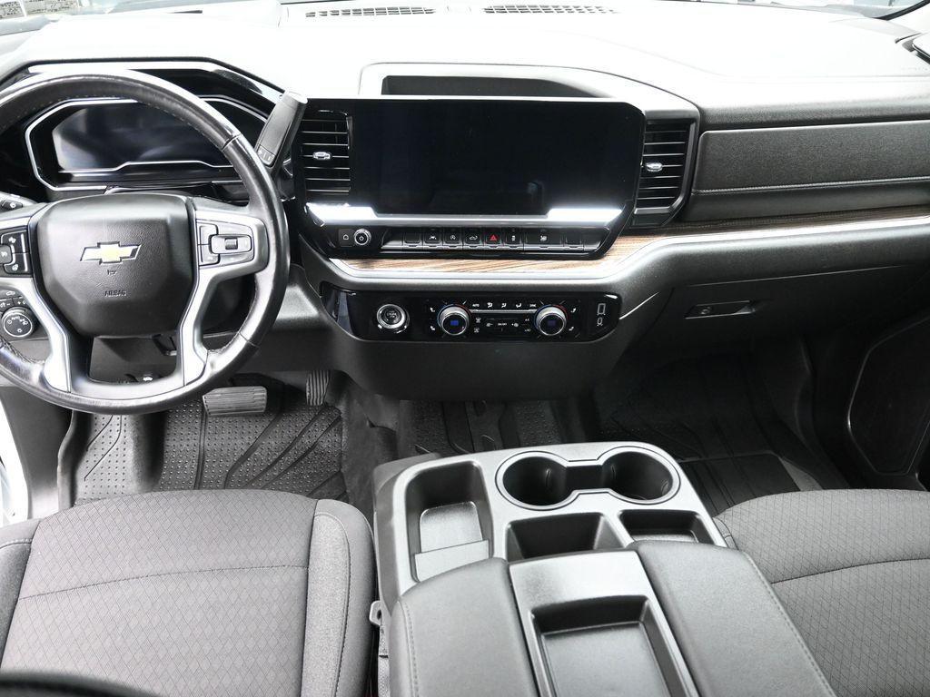 used 2022 Chevrolet Silverado 1500 car, priced at $39,237