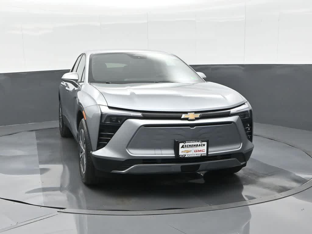 new 2025 Chevrolet Blazer EV car, priced at $44,945