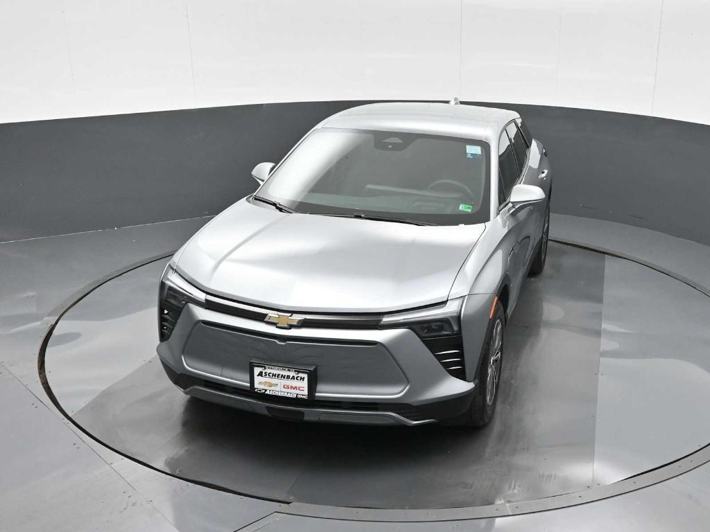 new 2025 Chevrolet Blazer EV car, priced at $45,095