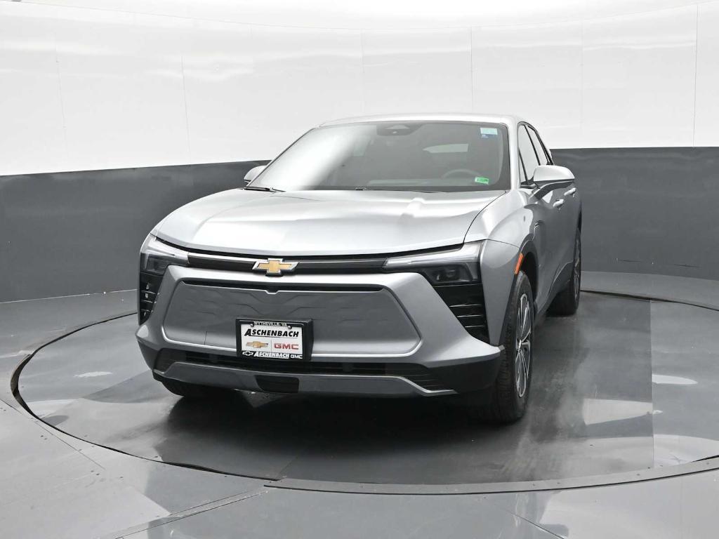 new 2025 Chevrolet Blazer EV car, priced at $45,095