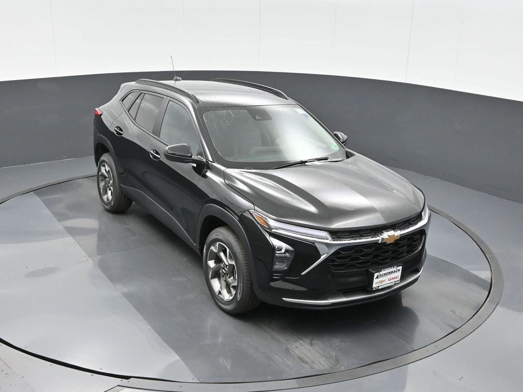 new 2025 Chevrolet Trax car, priced at $24,095