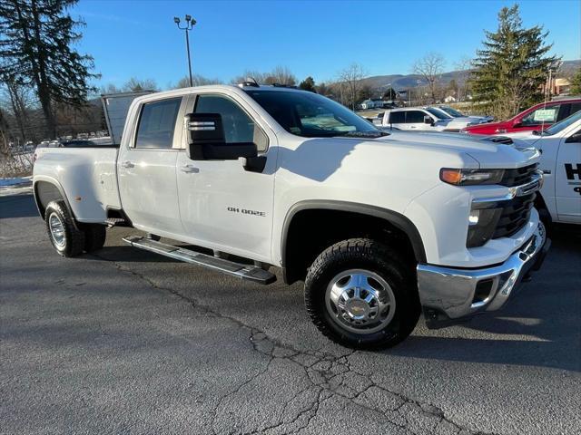 used 2024 Chevrolet Silverado 3500 car, priced at $62,627