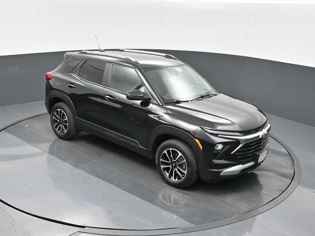 used 2024 Chevrolet TrailBlazer car, priced at $23,999