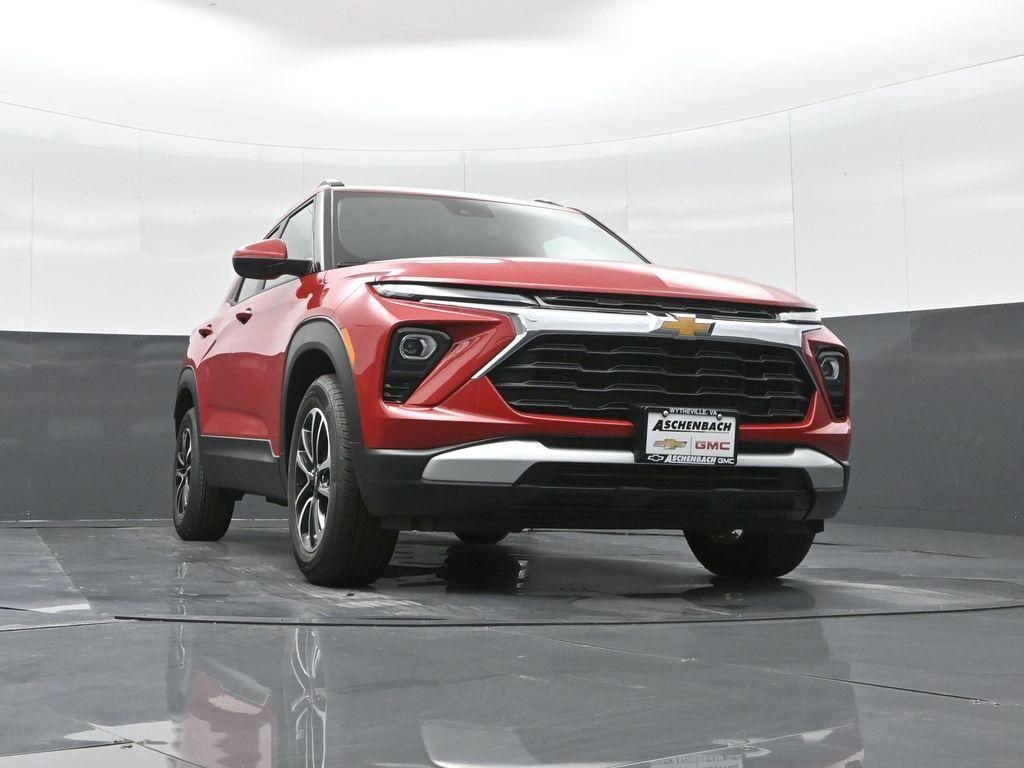 new 2026 Chevrolet TrailBlazer car, priced at $25,541