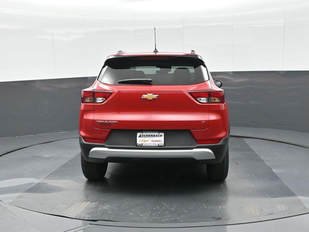 new 2026 Chevrolet TrailBlazer car, priced at $25,541
